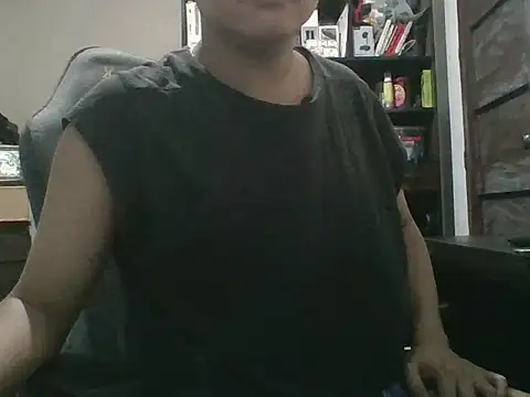 Snapshot of aeonfluxxx chatting on July 2026 06:07:01 PM aeonfluxxx online show from July 2026 06:07:01 PM