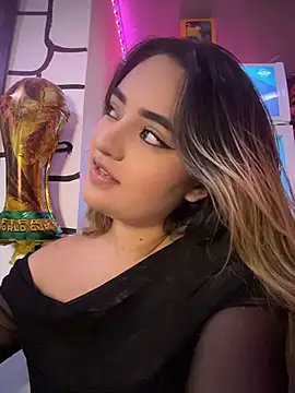 Antonella Julietaa online show from July 2026 03:47:01 PM