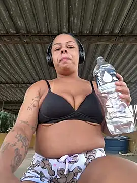 Tais36 online show from July 2026 02:10:01 PM