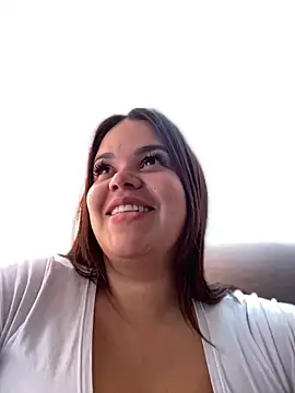 AliceStarshine online show from February 2025 04:23:02 PM