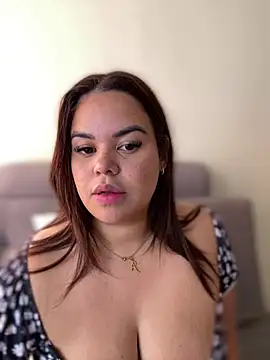 AliceStarshine online show from March 2025 02:26:02 PM