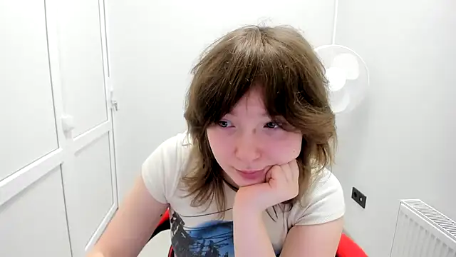 Snapshot of HachiYume chatting on July 2026 06:28:01 AM HachiYume online show from July 2026 06:28:01 AM
