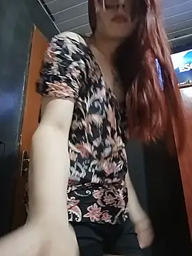 Kittiebell online show from July 2026 10:05:01 PM