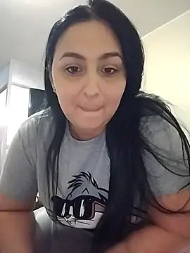 valeria1883 online show from July 2026 08:37:01 PM