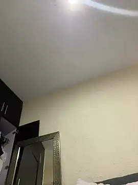 oliviakatt online show from August 2026 12:56:02 AM