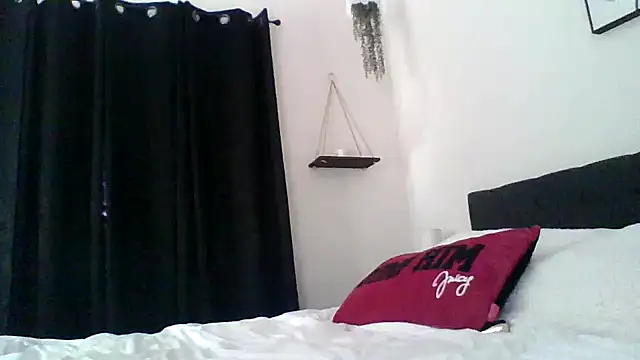 Snapshot of LuciousItaliaaa chatting on July 2026 12:59:01 AM LuciousItaliaaa online show from July 2026 12:59:01 AM