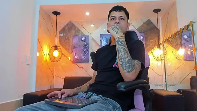 Klaar Blessed online show from July 2026 08:24:01 PM