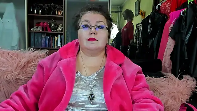 KaryQueen online show from February 2025 05:02:02 PM