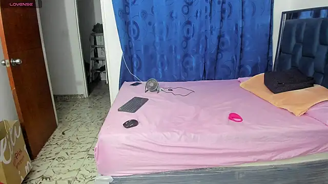 LupeAdams online show from February 2025 02:57:02 AM