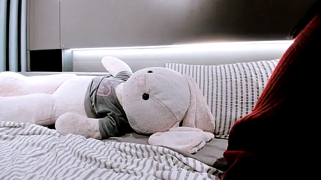 SungkyunnKwan online show from February 2025 02:28:01 AM