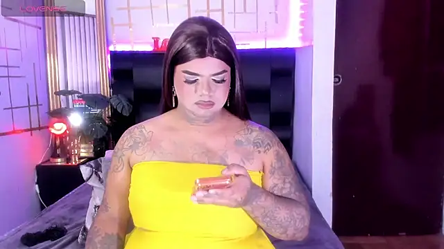 isabelleandbrand online show from April 2026 09:19:01 PM