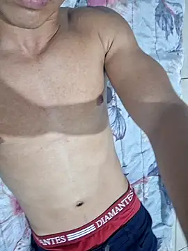 Snapshot of alecluan chatting on July 2026 01:19:02 AM alecluan online show from July 2026 01:19:02 AM