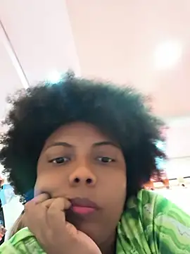 Chocobellaaa online show from July 2026 06:02:02 PM