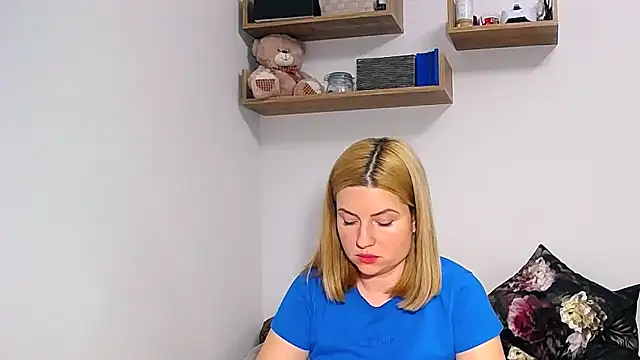 Snapshot of alisenties chatting on November 2025 03:34:02 PM alisenties online show from November 2025 03:34:02 PM