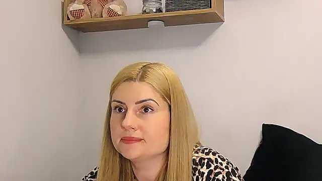 alisenties online show from May 2026 02:25:01 PM