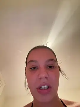 mariaagonzalezzx online show from July 2026 09:03:01 PM