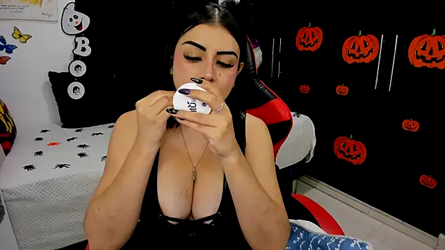 Snapshot of lucy007_ chatting on October 2025 02:23:02 AM lucy007 online show from October 2025 02:23:02 AM