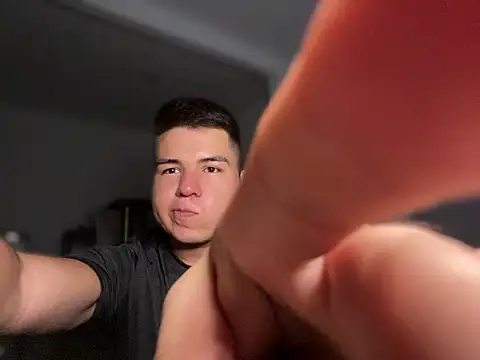 steven femboy online show from July 2026 03:01:01 AM
