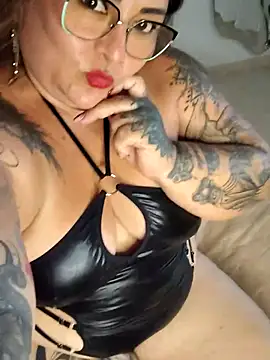 Snapshot of secretcleo chatting on July 2026 04:31:02 PM secretcleo online show from July 2026 04:31:02 PM