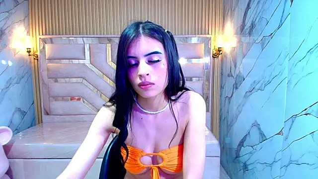 Snapshot of kimberly_r_ chatting on August 2026 01:14:02 PM kimberly r online show from August 2026 01:14:02 PM