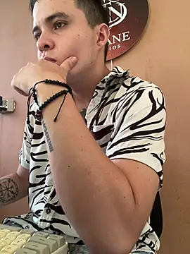 Snapshot of Dante_sterling2 chatting on July 2026 07:12:02 PM Dante sterling2 online show from July 2026 07:12:02 PM