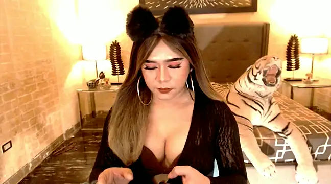 BigCumHuntersxx online show from February 2025 08:00:02 AM