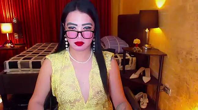 Snapshot of BigCockJewel chatting on January 2025 07:43:01 AM BigCockJewel online show from January 2025 07:43:01 AM