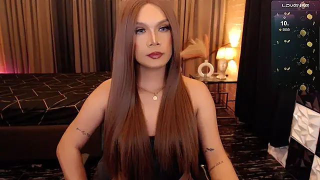 Snapshot of BigCockJewel chatting on October 2025 07:49:02 PM BigCockJewel online show from October 2025 07:49:02 PM