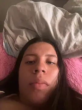lolilindas online show from July 2026 08:40:02 PM
