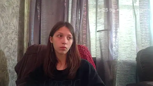 Snapshot of CornyPlaten chatting on July 2026 02:13:01 PM CornyPlaten online show from July 2026 02:13:01 PM