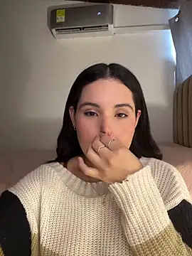 Snapshot of IvyValentine chatting on March 2025 08:00:02 PM IvyValentine online show from March 2025 08:00:02 PM