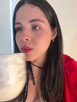 Snapshot of IvyValentine chatting on October 2025 08:03:02 PM IvyValentine online show from October 2025 08:03:02 PM