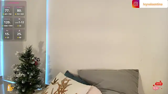 Snapshot of IvyValentine chatting on December 2025 06:58:01 PM IvyValentine online show from December 2025 06:58:01 PM