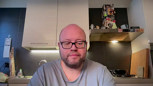 theitalianbear online show from January 2025 03:47:02 PM