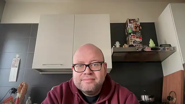 theitalianbear online show from November 2025 01:22:02 PM