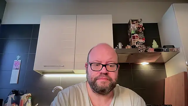 theitalianbear online show from April 2026 05:03:01 AM