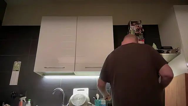 theitalianbear online show from May 2026 03:02:01 AM