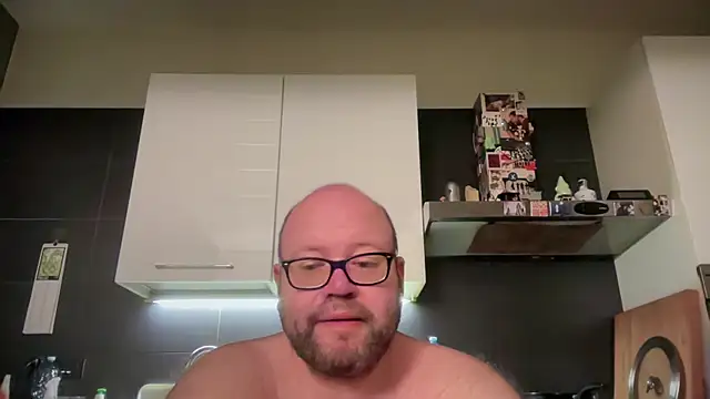 theitalianbear online show from May 2026 11:56:01 PM