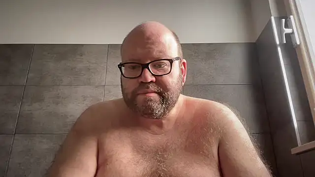 theitalianbear online show from May 2026 06:30:02 AM