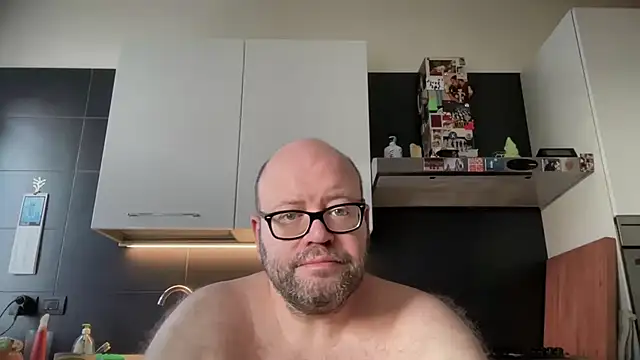 theitalianbear online show from July 2026 05:01:01 AM