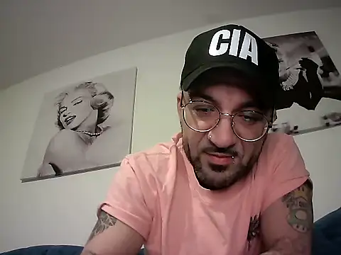 MagicStickBoy online show from April 2026 11:53:02 PM