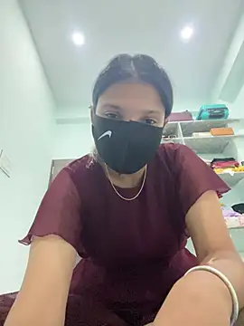 Miss kanika76 online show from August 2026 06:32:01 PM