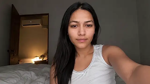 Snapshot of Shraddha926 chatting on July 2026 04:42:02 AM Shraddha926 online show from July 2026 04:42:02 AM
