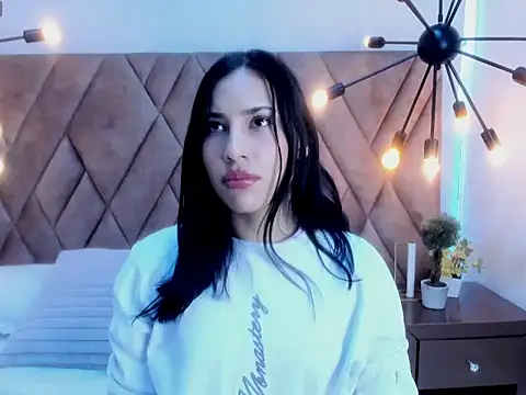 Im manuela online show from July 2026 01:43:01 PM