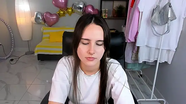 IvannaClayton online show from August 2026 09:45:02 AM