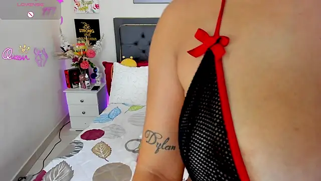 Snapshot of sticksex_candy chatting on July 2026 08:24:02 PM sticksex candy online show from July 2026 08:24:02 PM