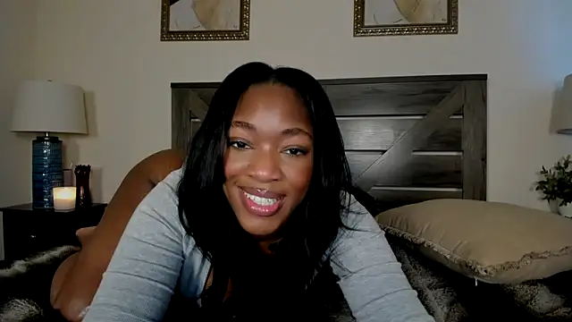 nicolesolace online show from June 2026 09:31:02 PM