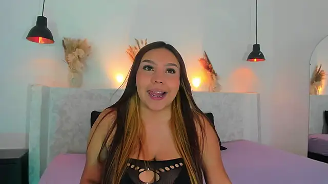 Snapshot of Lily_Evans0 chatting on August 2026 07:13:02 PM Lily Evans0 online show from August 2026 07:13:02 PM