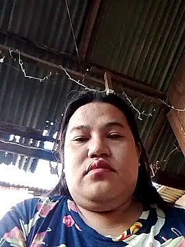 Snapshot of Andrea0414 chatting on April 2026 11:24:02 PM Andrea0414 online show from April 2026 11:24:02 PM