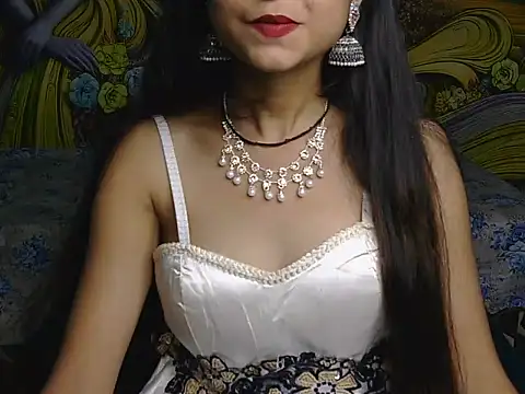 Snapshot of Cute-navyaa chatting on August 2026 05:00:02 PM Cute-navyaa online show from August 2026 05:00:02 PM